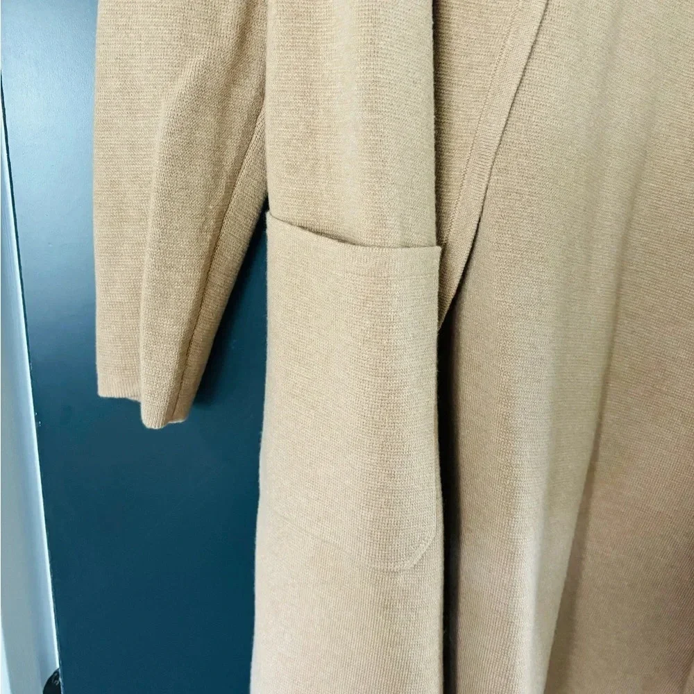 Elegant Beige Women's Sweater